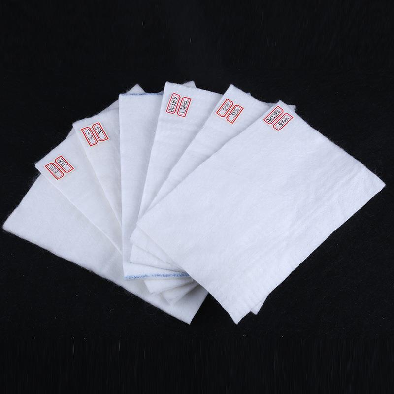 �ͺ�����Ĥ